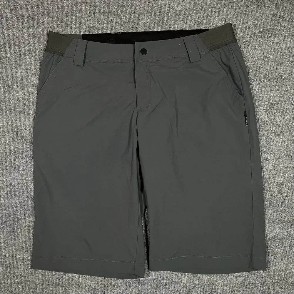 Flylow Shorts Mens Medium Gray Stretch Hiking Outdoor Style 0071